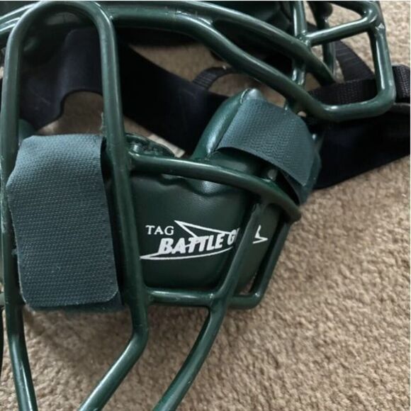 Tag Battle Gear TMK-800 Green Catcher Umpire Mask - Picture 2 of 7